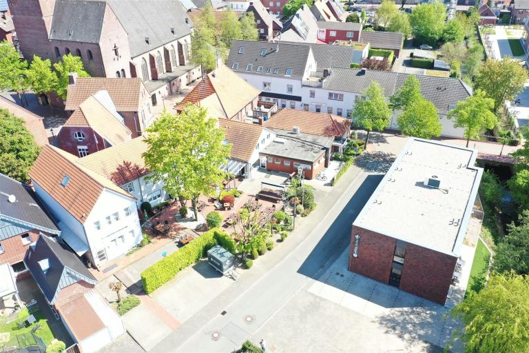 Luftbild vom gesamten Hotelkomplex