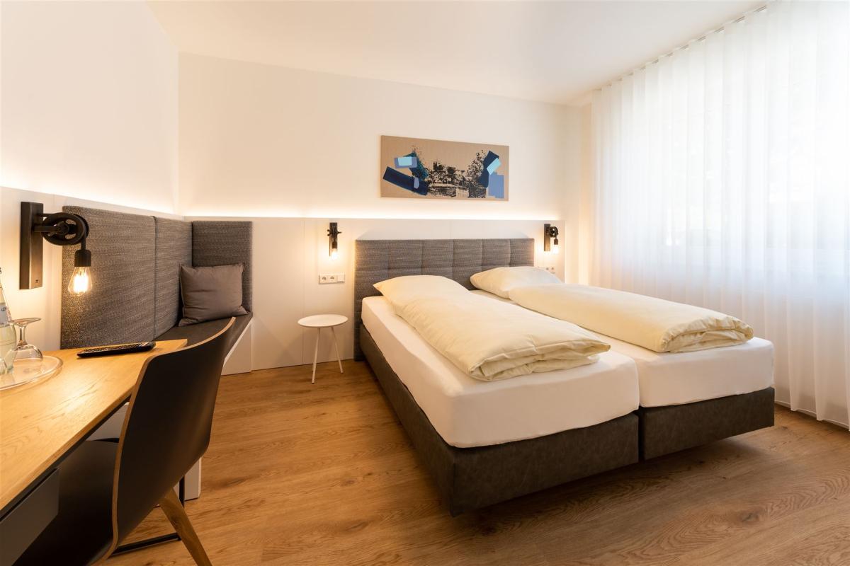 Fronansicht Doppelbett im Comfortzimmer